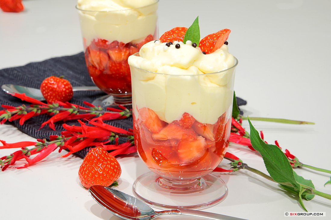 Dessert - Erdbeeren mit Mascarponecreme - kochecke.eu : Koch- und ...