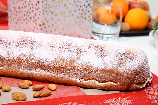 Zitrus- Marzipan- Stollen